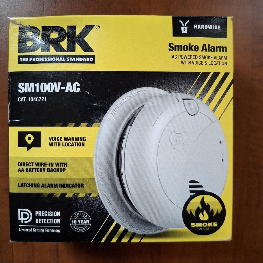 BRK Voice/Locatio Hard-Wired w/Battery Back-up Smoke Detector 4 Available